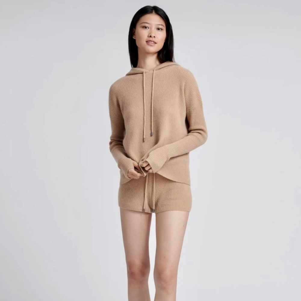 Naadam - Luxe 100% Cashmere Ribbed Shorts